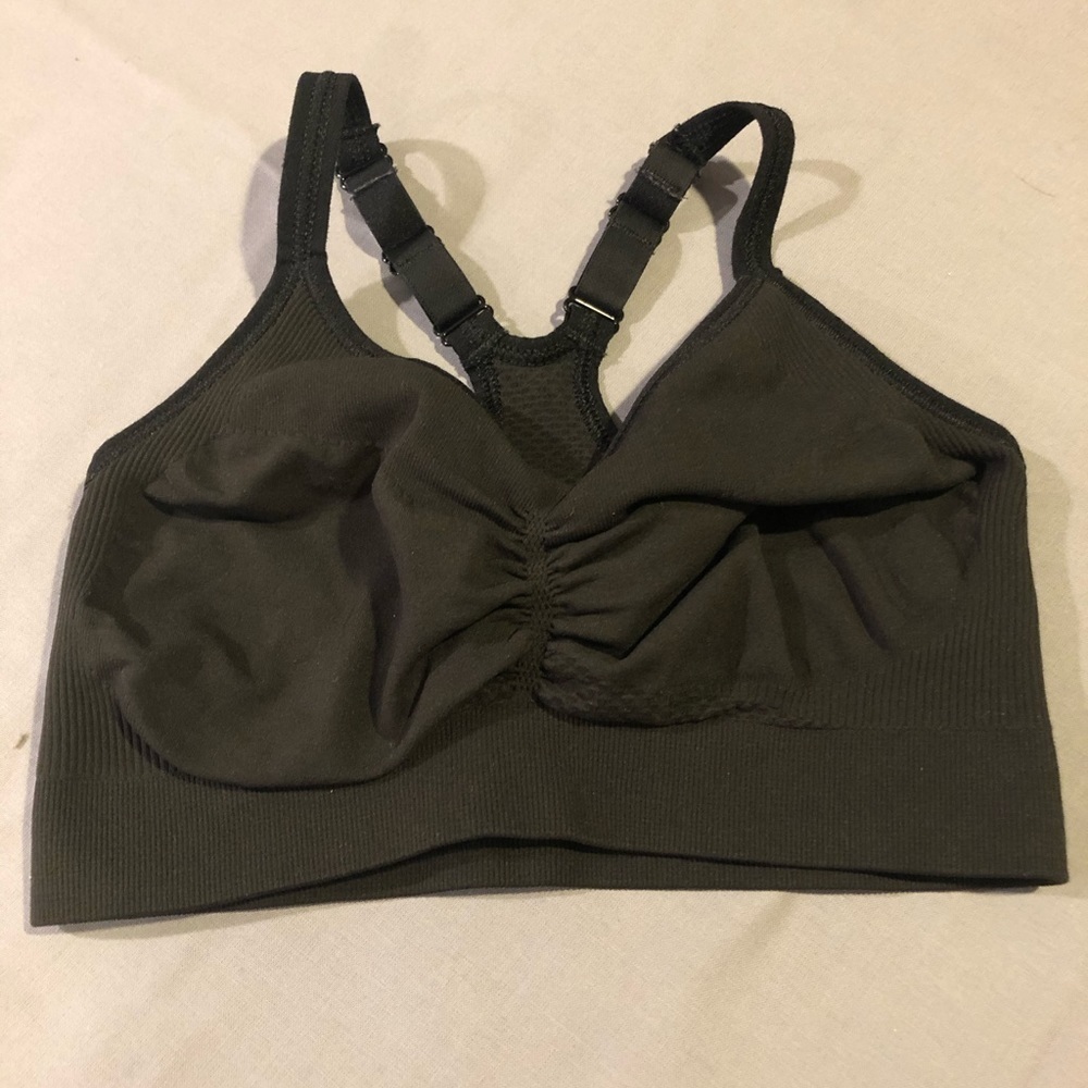 Sports bra